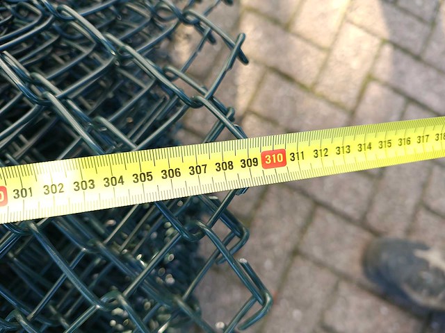 Heras - partij 2 rollen gaas ca 35 mtr - afbeelding 8 van  9