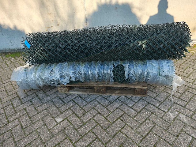 Heras - partij 3 rollen gaas ca 50 mtr 200cm hoog - afbeelding 2 van  7