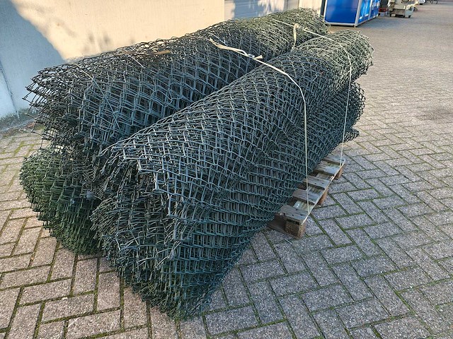 Heras - partij 4 rollen gaas ca 75 mtr 200cm hoog - afbeelding 1 van  9