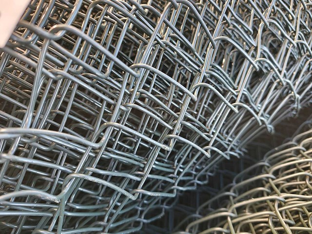 Heras - partij 4 rollen gaas ca 75 mtr 200cm hoog - afbeelding 8 van  9