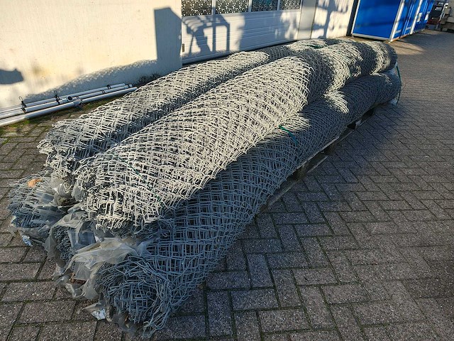 Heras - partij 5 rollen gaas 400cm hoog ca 50 meter - afbeelding 4 van  7