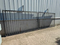 Heras - poort 310x200cm zwart gepoedercoat (2x) - afbeelding 1 van  12