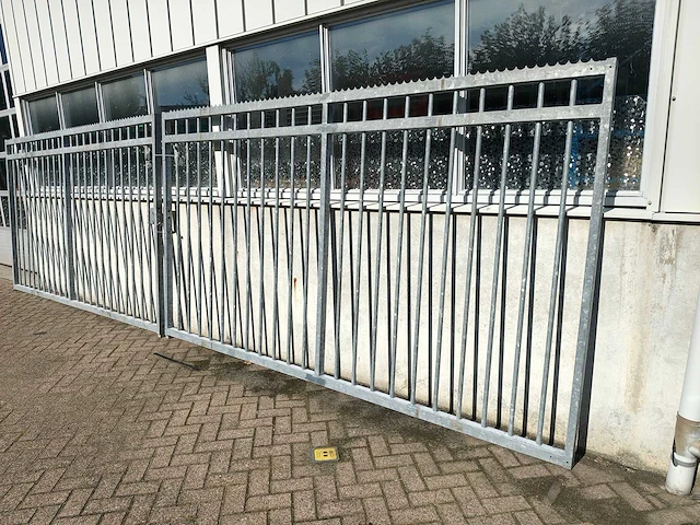 Heras - poort 350x200cm gegalvaniseerd met slot (2x) - afbeelding 6 van  12