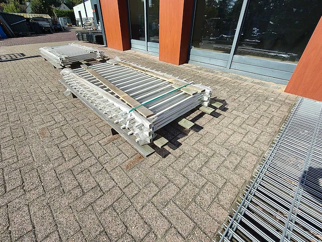 Heras - spijlenhek 120cm hoog - hekwerk (5x) - afbeelding 3 van  7