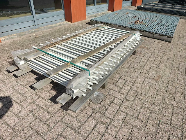 Heras - spijlenhek 120cm hoog - hekwerk (5x) - afbeelding 1 van  7