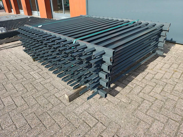 Heras - spijlenhek gedraaid - spijlenhek (11x) - afbeelding 4 van  8