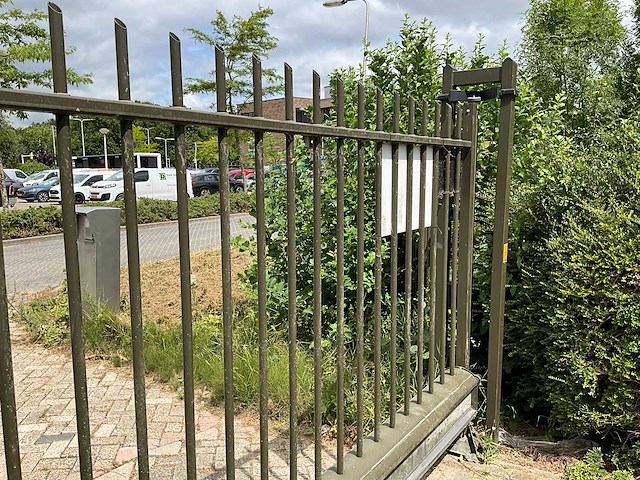 Heras - vrijdragende elektrische schuifpoort - afbeelding 4 van  6