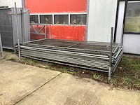 Heras bouwhek met blok - afbeelding 1 van  5