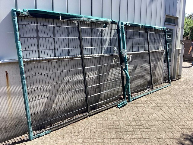 Heras dubbele poort 5 mrt - afbeelding 1 van  7