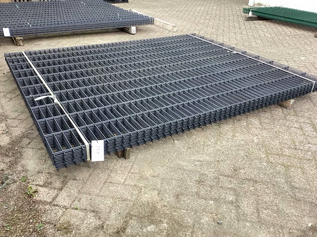 Heras dubbelstaafs 6/5/6 antraciet hekwerk (10x) - afbeelding 1 van  6
