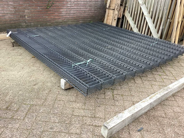 Heras dubbelstaafs 8/6/8 antraciet hekwerk (8x) - afbeelding 7 van  7