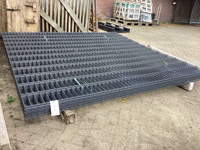 Heras dubbelstaafs 8/6/8 antraciet hekwerk (8x) - afbeelding 1 van  7