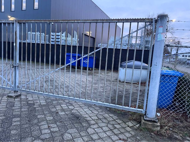 Heras gegalvaniseerd hekwerk - afbeelding 6 van  12
