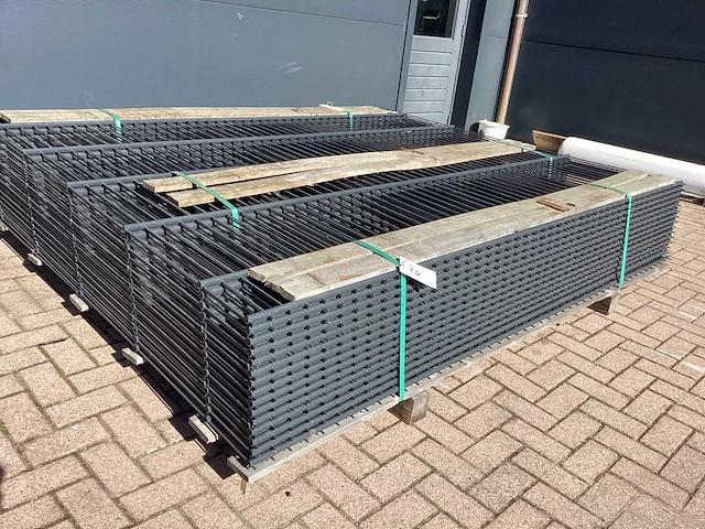 Heras hekwerk antraciet 200cm hoog (29x) - afbeelding 1 van  11