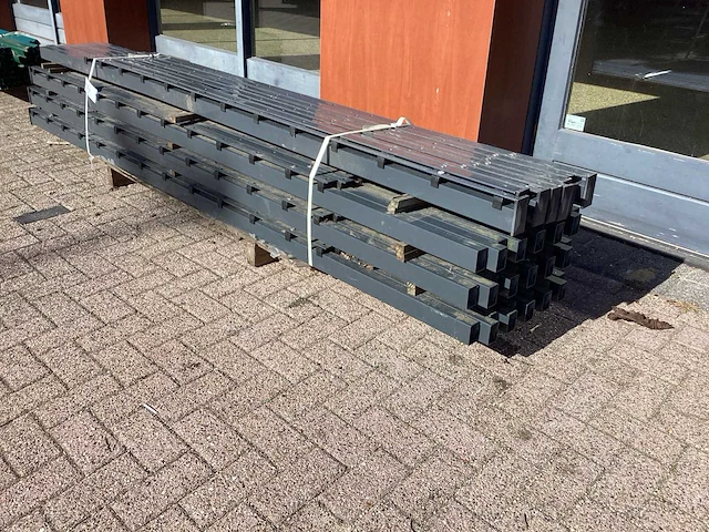 Heras palen 300cm (41x) - afbeelding 3 van  9
