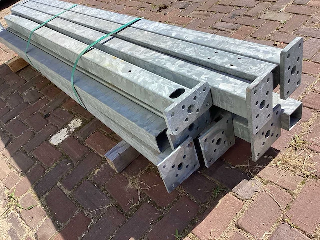 Heras palen met voetplaat 115cm gegalvaniseerd (14x) - afbeelding 8 van  10
