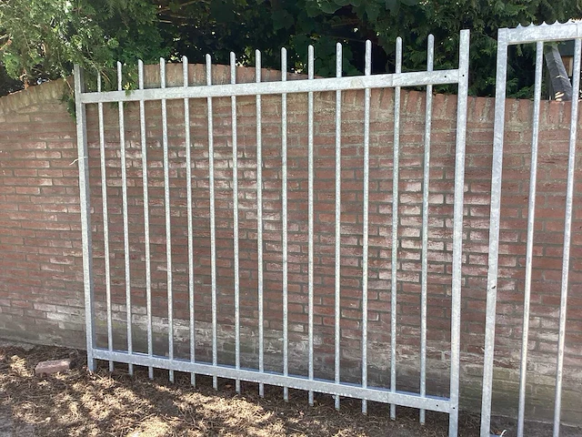 Heras poort 2,30 mrt x 2 mtr gegalvaniseerd - afbeelding 2 van  5
