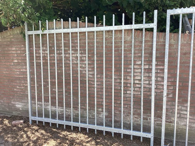 Heras poort 2,30 mrt - afbeelding 2 van  5