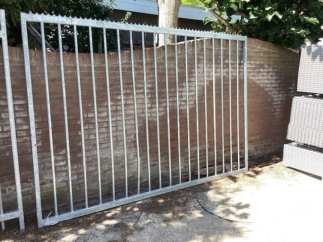 Heras poort 2,90 mrt - afbeelding 1 van  7