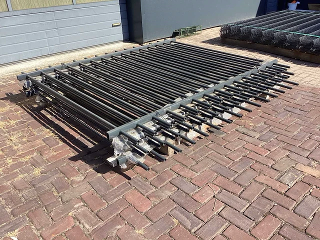 Heras spijlenhek antraciet (4x) - afbeelding 1 van  7