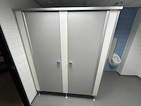 Herbokern - 2-deurs sanitaire cabine hpl - afbeelding 2 van  8