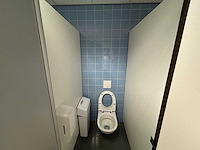 Herbokern - 4-deurs sanitaire cabine hpl - afbeelding 5 van  6