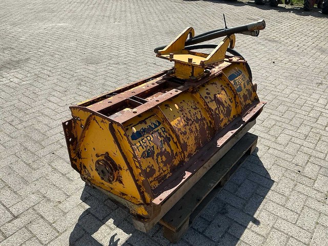 Herder 722 hydraulische klepelmaaier - afbeelding 9 van  11