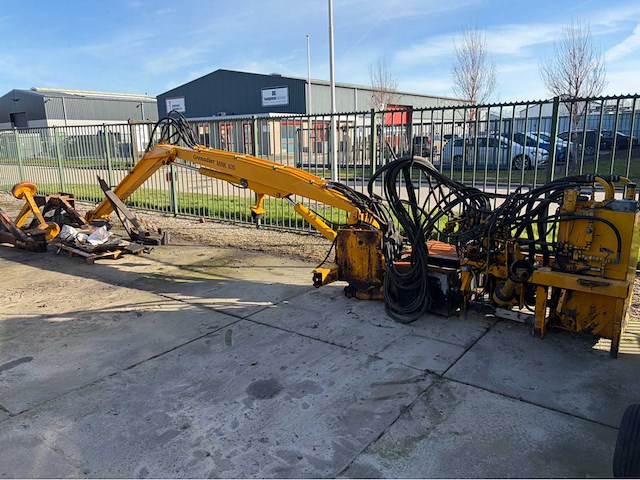 Herder grenadier mbk 105 maaiarm - afbeelding 1 van  8