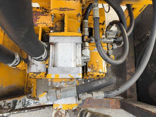 Herder grenadier mbk 105 maaiarm - afbeelding 7 van  8