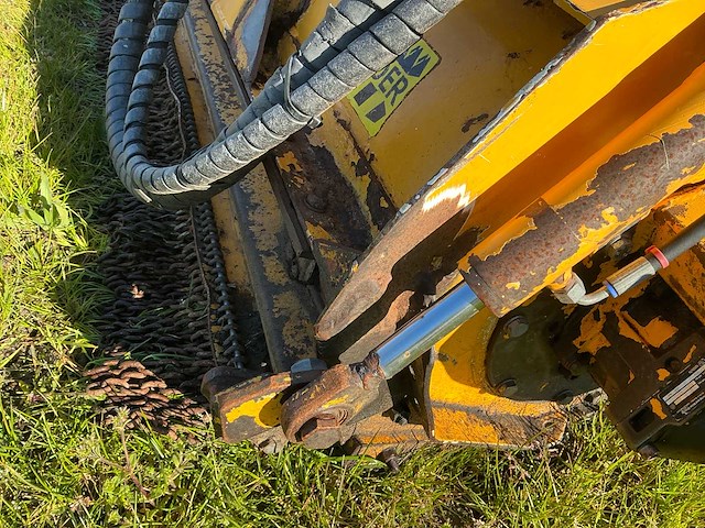 Herder klepelmaaier - afbeelding 2 van  19