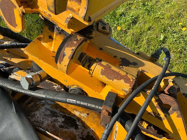 Herder klepelmaaier - afbeelding 5 van  19