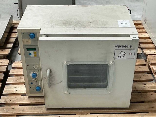 Hereaus ut6060 laboratoriumoven - afbeelding 2 van  7
