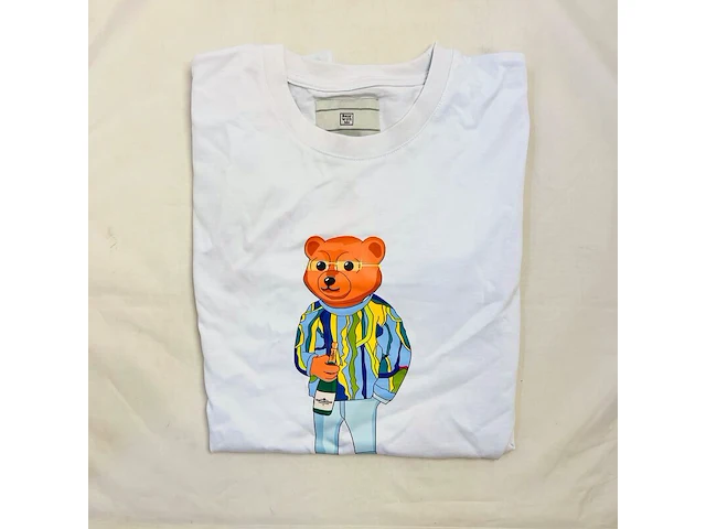 Heren kunstwerk t-shirt - bear with me - moët cartier, maat xs - afbeelding 1 van  4