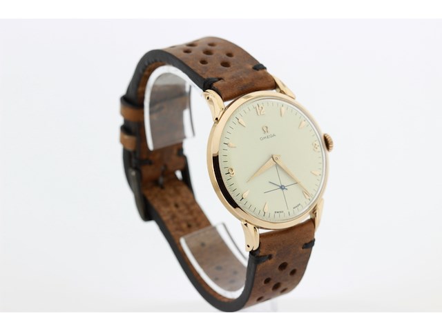 Heren polshorloge, omega, vintage model, crème wijzerplaat, 40 er jaren - afbeelding 2 van  8