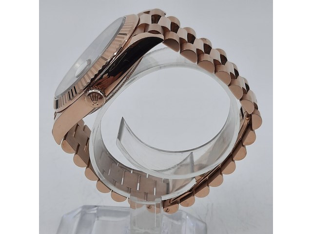 Heren polshorloge, rolex, day-date 228235 - afbeelding 29 van  34