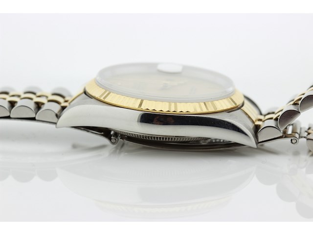 Heren polshorloge rolex, oyster perpetual datejust, champagne wijzerplaat, bouwjaar 1993 - afbeelding 3 van  13