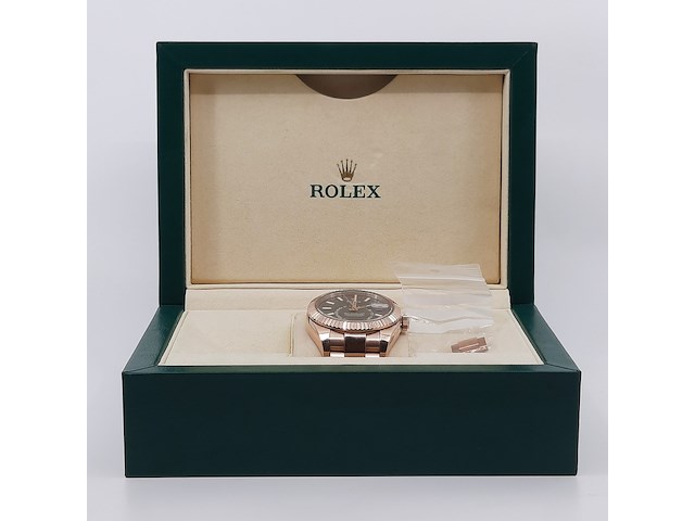 Heren polshorloge, rolex, sky dweller 326935 - afbeelding 20 van  35