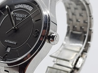 Heren polshorloge, tissot, t-classic t038430 - afbeelding 13 van  15