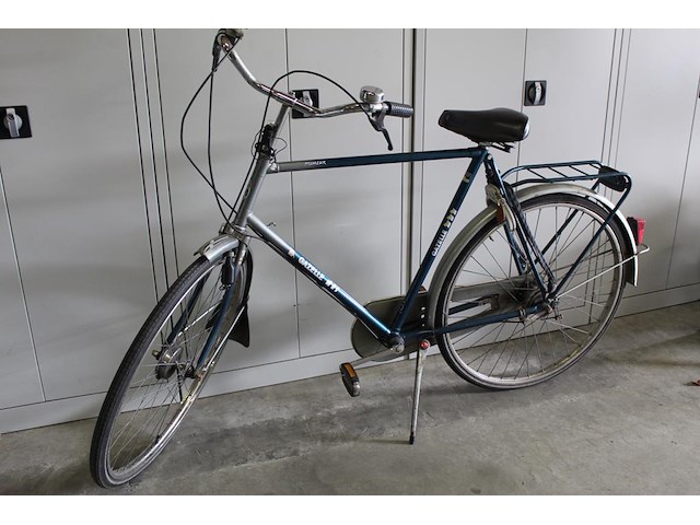 Herenfiets gazelle primeur. kapje voorlamp ontbreekt - afbeelding 2 van  3