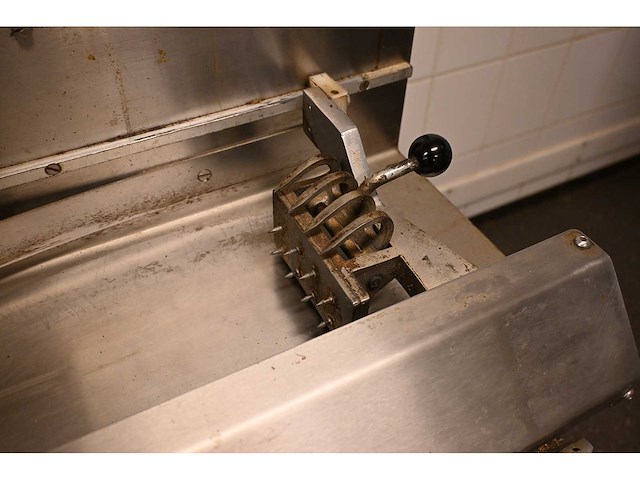 Herlitzius roggenbrood snijmachine - afbeelding 4 van  8