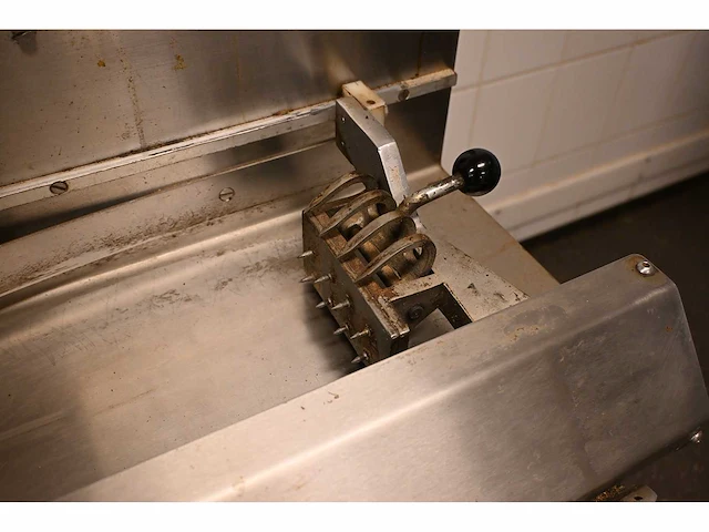 Herlitzius roggenbrood snijmachine - afbeelding 4 van  8