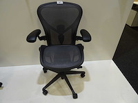 Herman miller - aeron - bureaustoel - afbeelding 1 van  3