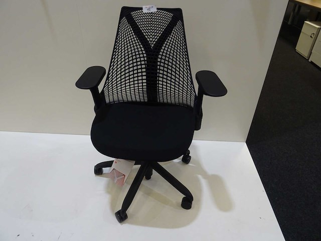 Herman miller - sayl - bureaustoel - afbeelding 1 van  3