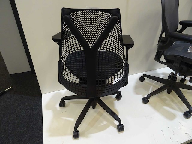 Herman miller - sayl - bureaustoel - afbeelding 3 van  3