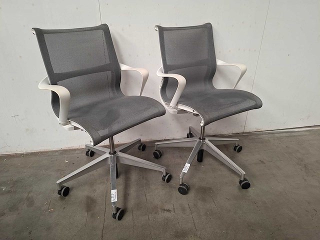 Herman miller - setu - vergaderstoel (2x) - afbeelding 2 van  6