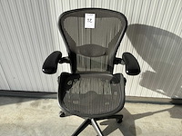 Herman miller aeron - b - desk chair - afbeelding 3 van  5