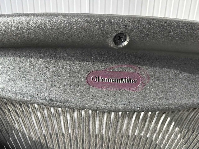 Herman miller aeron - b - desk chair - afbeelding 7 van  7