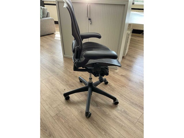Herman miller aeron b bureaustoel - afbeelding 5 van  6