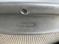 Herman miller aeron b bureaustoel - afbeelding 3 van  8