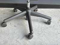 Herman miller aeron b bureaustoel - afbeelding 6 van  8